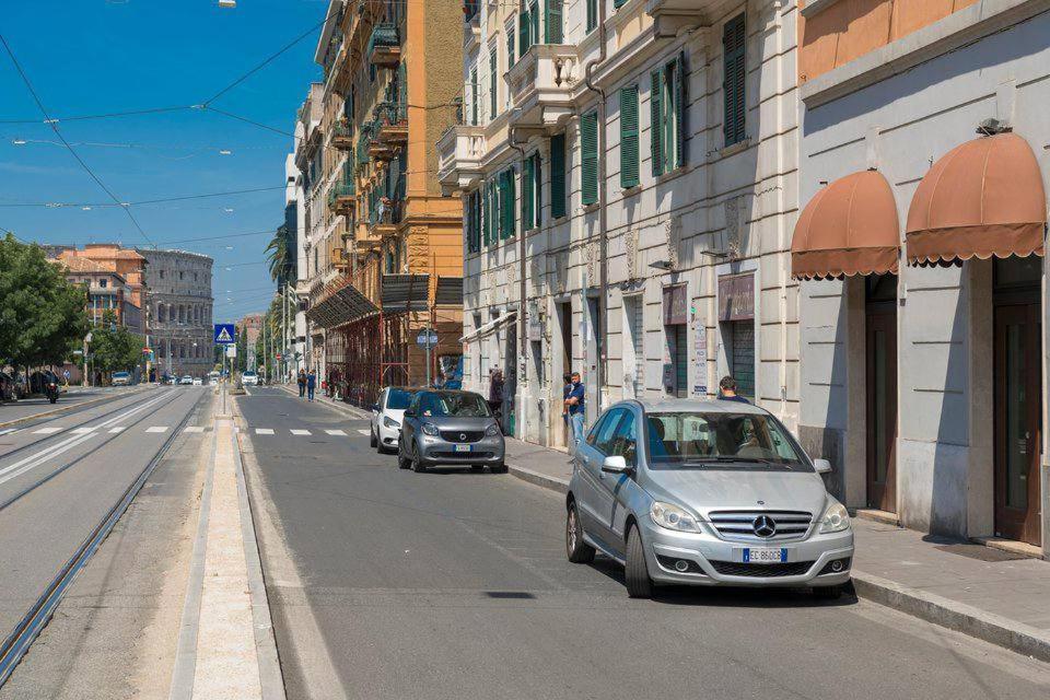 Colosseo Loft Con Jacuzzi Apartment Rome Exterior photo